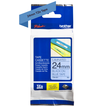 TZe-252 24mm Beyaz üzerine Kırmızı Laminasyonlu Etiket (TZe Tape)
